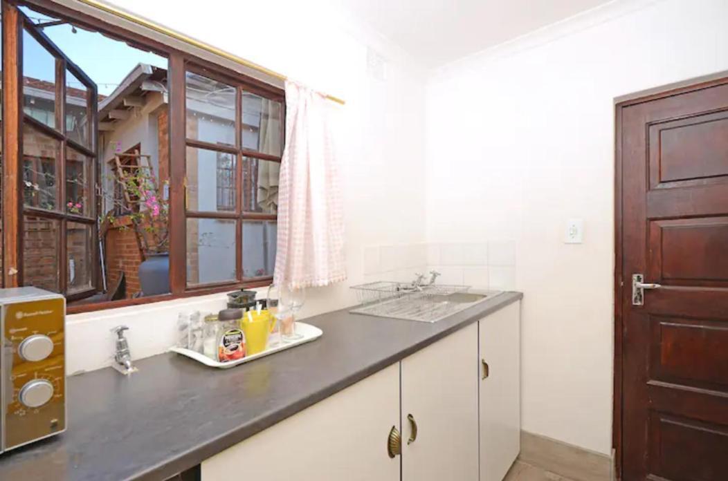 Happy colourful cottage Johannesburg Esterno foto